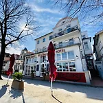 Doppelzimmer Lounge, Direkt Am Alten Strom Holiday home Rostock