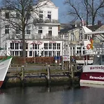 Doppelzimmer Lounge, direkt am Alten Strom